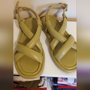 Jenny Fairy sandals size 36 (US size 6)